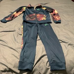 Boys NIKE outfit